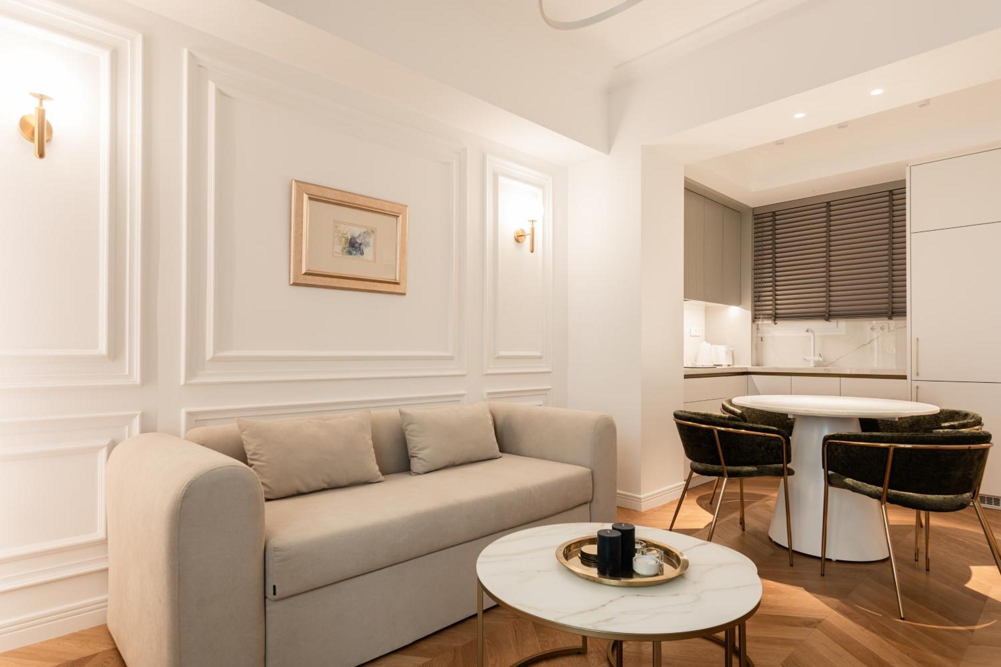 Elegant Apartment A Breath Away From The Acropolis Athena Bagian luar foto
